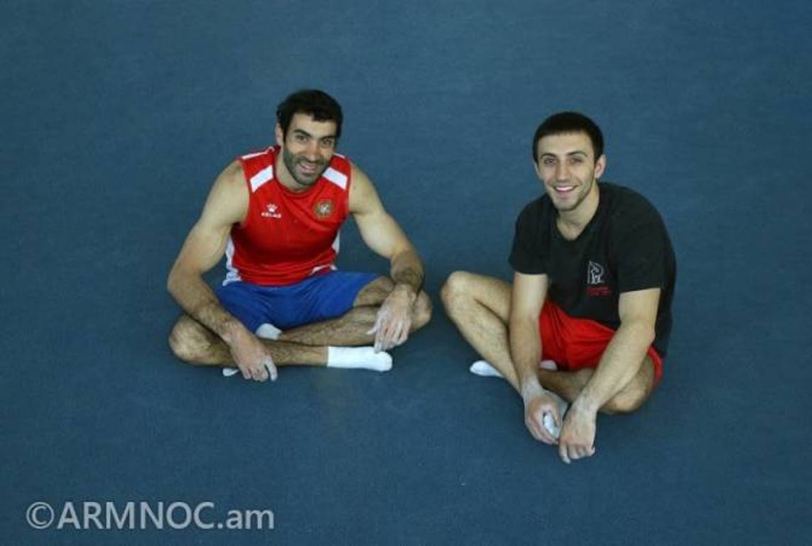 Сборная Армении по гимнастике выехала в Англию для участия в чемпионате мира