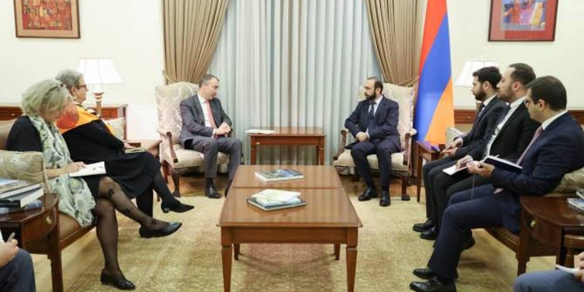 Глава МИД Армении принял спецпредставителя ЕС по вопросам Южного Кавказа и кризиса в Грузии Тойво Клаара