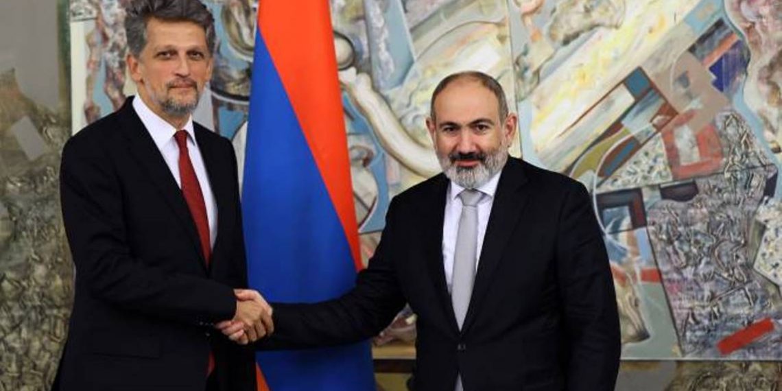 Пашинян и Пайлан обменялись мыслями об урегулировании отношений Армения-Турция