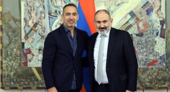 Никол Пашинян и Юрий Джоркаефф на встрече в Ереване обсудили развитие футбола в Армении