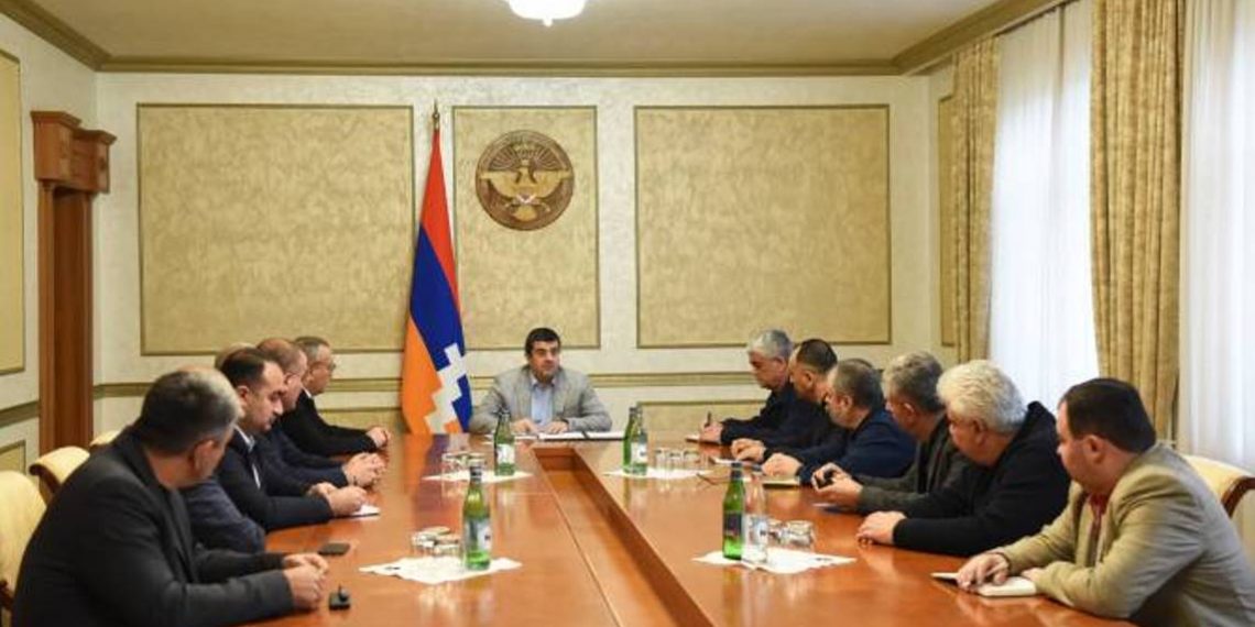 Президент Арцаха, секретарь СБ и министр ИД обсудили последние внешнеполитические развития