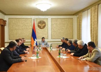 Президент Арцаха, секретарь СБ и министр ИД обсудили последние внешнеполитические развития