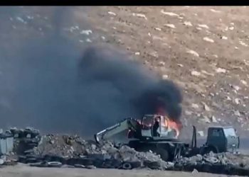 ВС Азербайджана открыли огонь по строительной технике, проводившей фортификационные работы на армянских боевых позициях