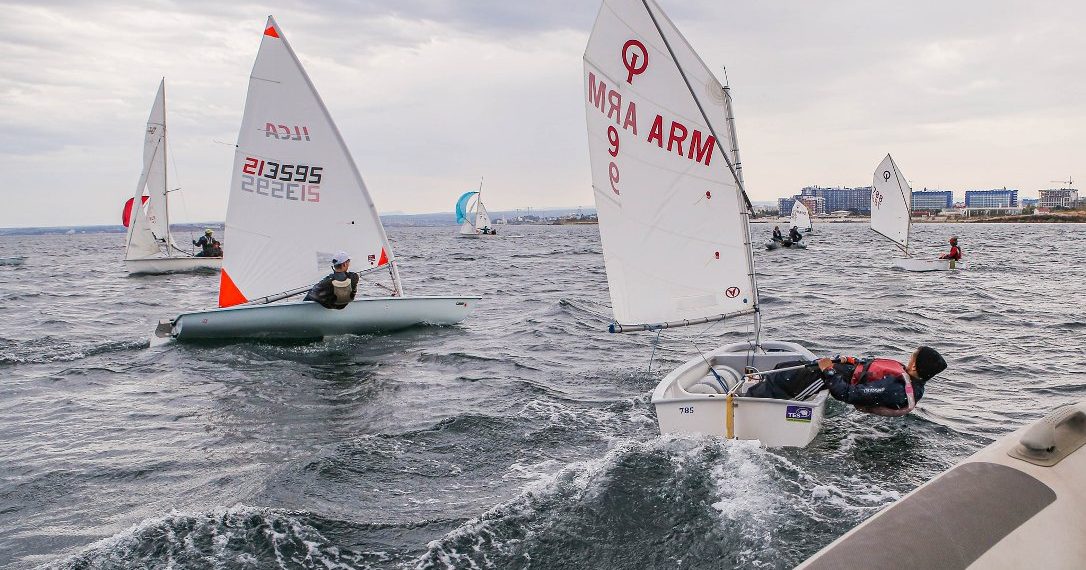 Представители Армении победили на международных соревнованиях по парусному спорту