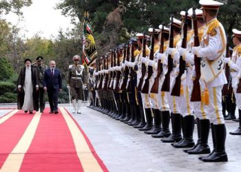 В Тегеране начались переговоры премьер-министра Армении и президента Ирана