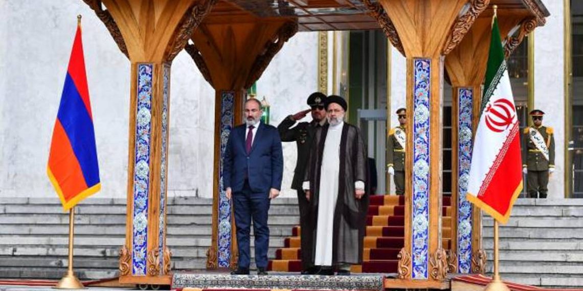 Визит премьер-министра Армении в Иран станет поворотным моментом развития двух стран: Ибрахим Раиси