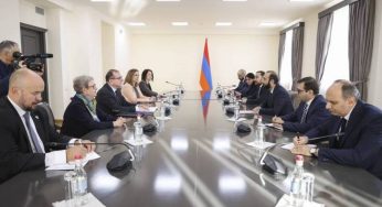 Министр ИД Армении принял руководителя миссии наблюдательных возможностей ЕС в Армении