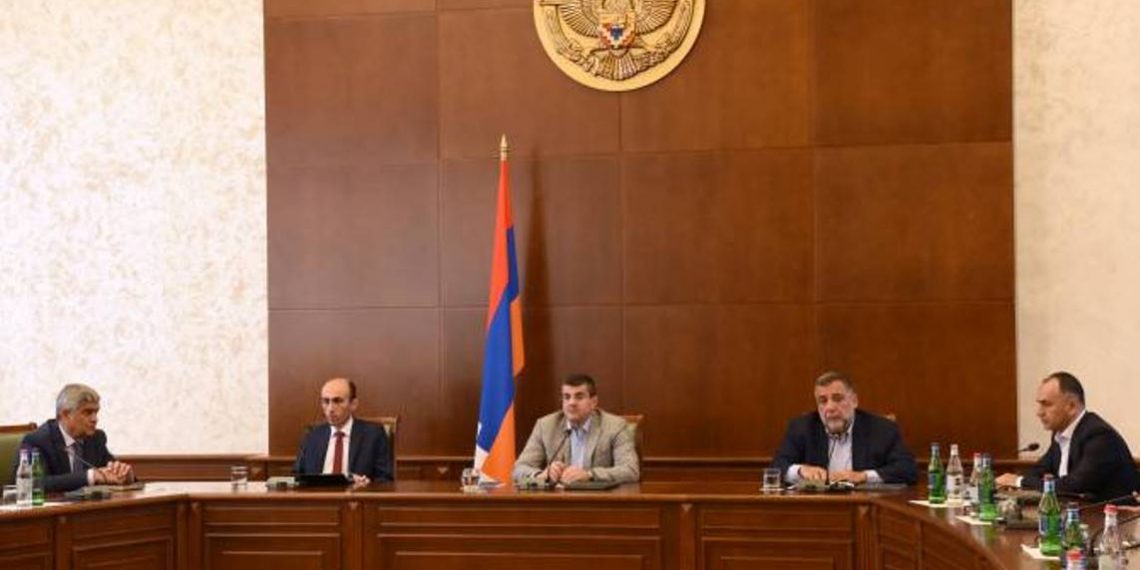 Мы получили Арцах от наших предков и обязаны передать его следующим поколениям армян: Рубен Варданян