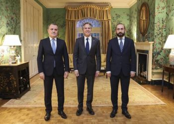 Главы МИД Армении и Азербайджана в Вашингтоне договорились придать переговорам интенсивность