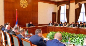 Артак Бегларян будет заниматься внешнеполитическими, социальными, гуманитарными проблемами Арцаха