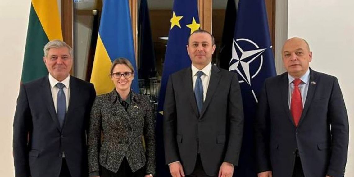 Армен Григорян на встрече в Литве представил проблемы безопасности вокруг Армении