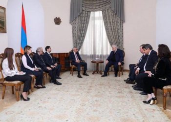 Вице-премьер Мгер Григорян принял делегацию Государственной Думы РФ