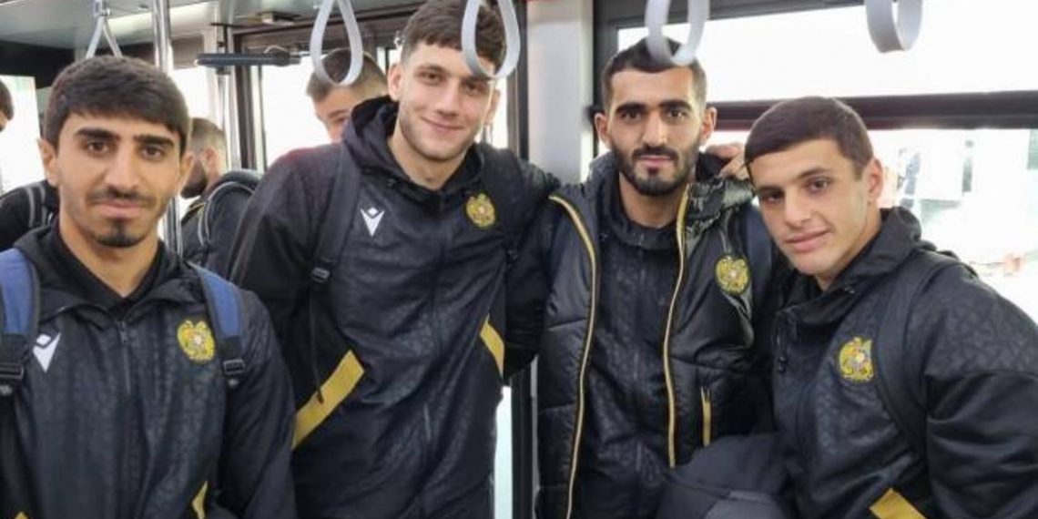 Сборная Армении по футболу выехала в Косово