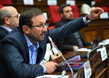 Фракция “Армения” приняла решение об участии в парламентской деятельности