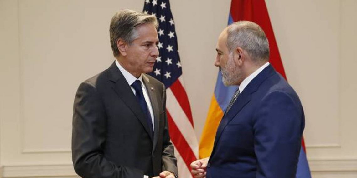 Никол Пашинян и Энтони Блинкен провели телефонный разговор