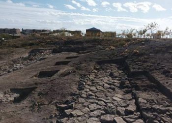 Армянские археологи на раскопках «Кармир Блура» обнаружили уникальное монументальное сооружение VII века до н.э.