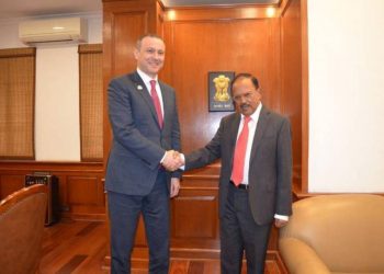 Секретарь Совета безопасности Армении провел встречу с советником премьер-министра Индии по национальной безопасности