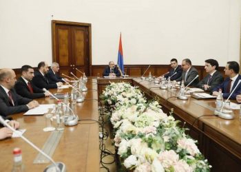 Премьер-министру представлен доклад о деятельности министерства финансов Армении в 2022 году