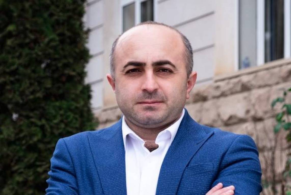 Министр территориального управления и инфраструктур Республики  Арцах Айк Ханумян подал в отставку