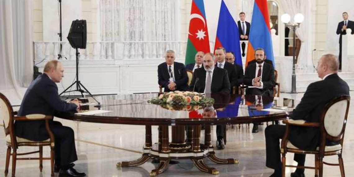 Путин и Алиев рассмотрели вопросы практической реализации достигнутых в Сочи договорённостей 