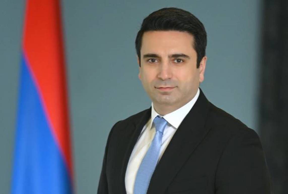 Делегация во главе с председателем НС Армении отбудет в Катар