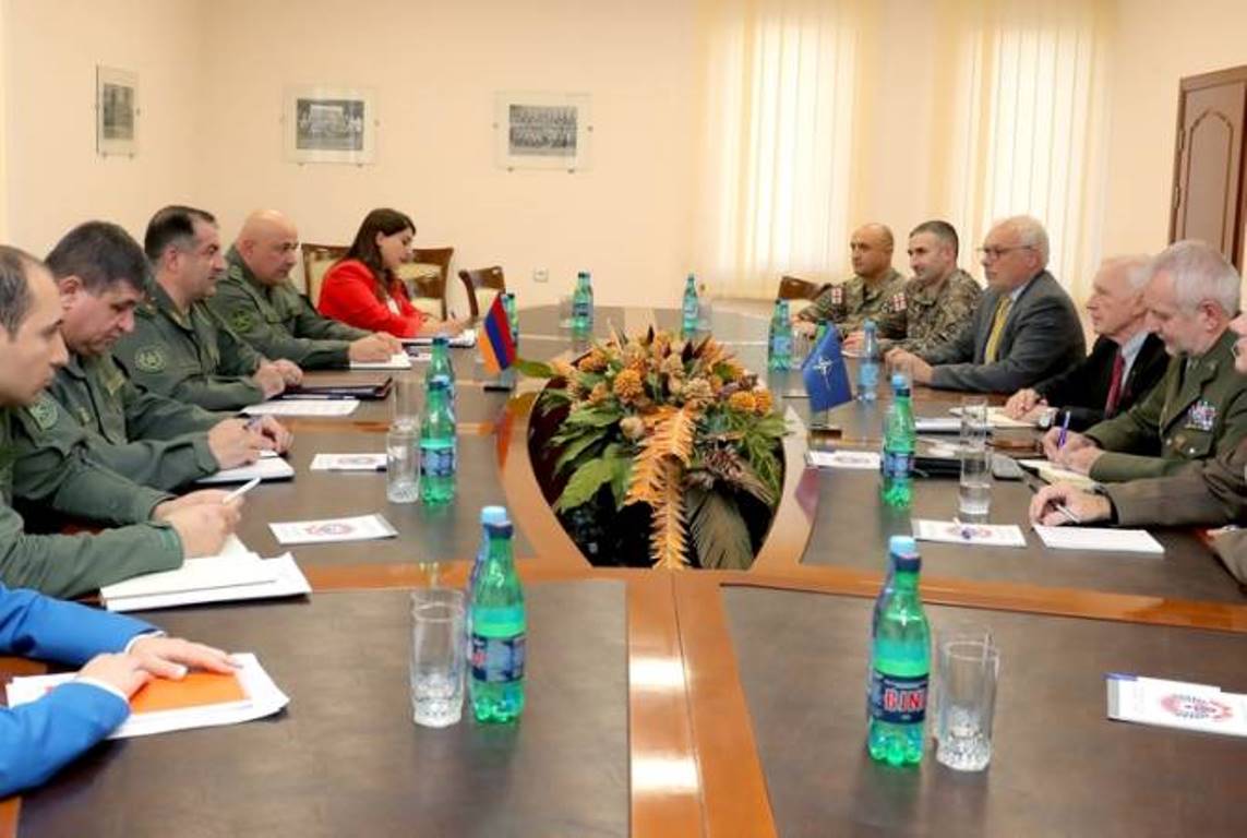 Начальник ГШ ВС Армении принял консультативную группу НАТО