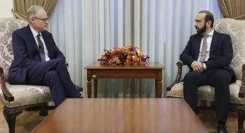Арарат Мирзоян и Михаэль Зиберт обменялись мнениями относительно деятельности наблюдательской миссии
