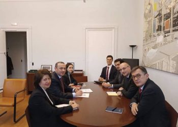 Секретарь Совбеза Армении обсудил с должностными лицами Франции вопросы региональной безопасности