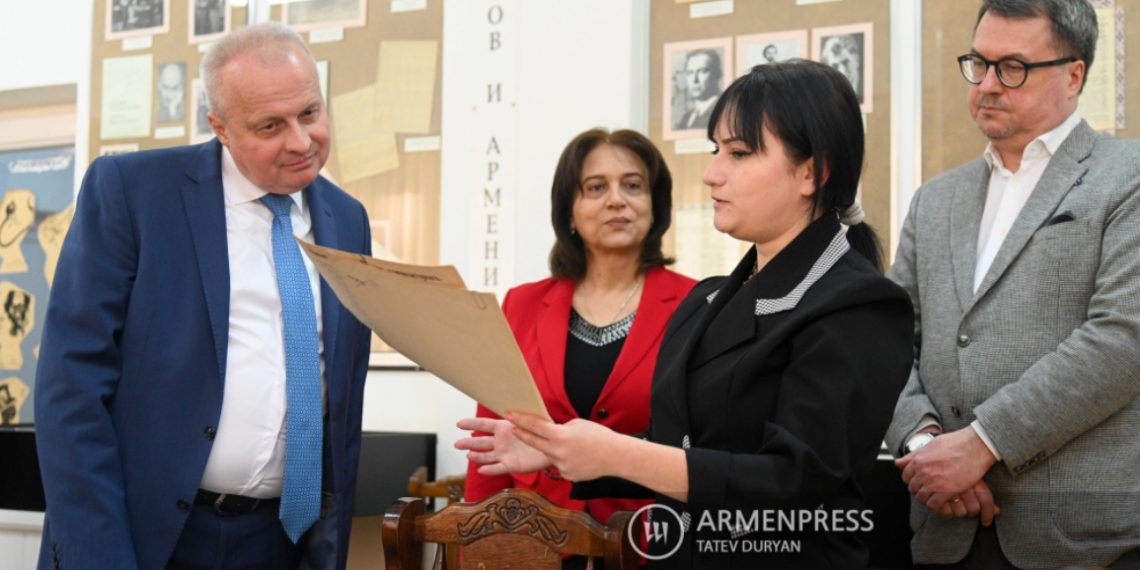 Стратегические и глубинные интересы Армении и России совпадают: посол Копыркин