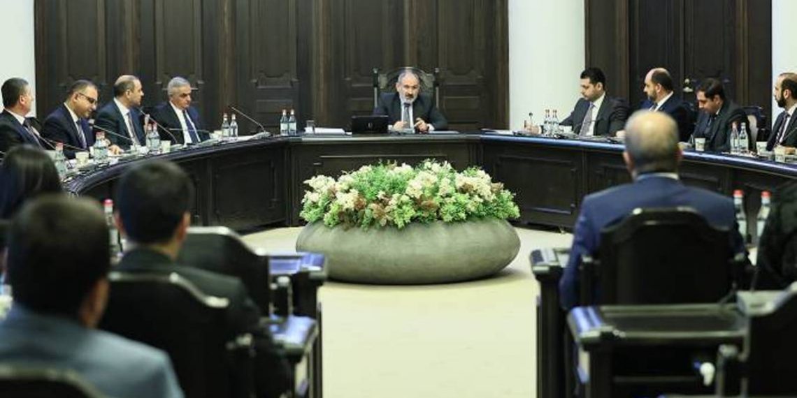 Никол Пашинян считает, что программы правительства обеспечат 7-процентный экономический рост