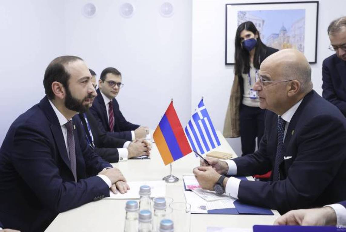 Министр ИД Армении в Лодзи встретился с греческим коллегой