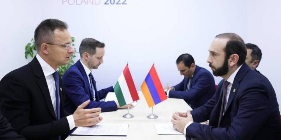 Армения и Венгрия договорились восстановить дипломатические отношения