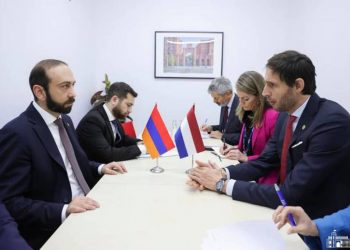 Министр ИД Армении представил министру ИД Нидерландов развития в процессе урегулирования отношений Армения-Азербайджан