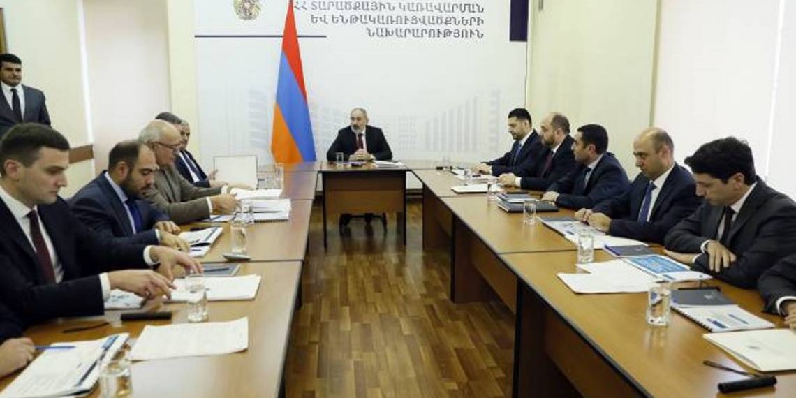 Премьер-министру представлен отчет о деятельности министерства территориального управления и инфраструктур за 2022 год