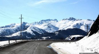 Из-за обильного снегопада труднопроходимы серпантин Степанавана и автодорога Ванадзор-Туманян