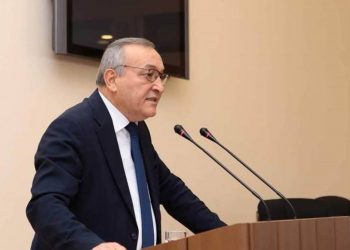 Перекрытием коридора Азербайджан преследует цель дискредитации российских миротворческих сил: председатель НС Арцаха