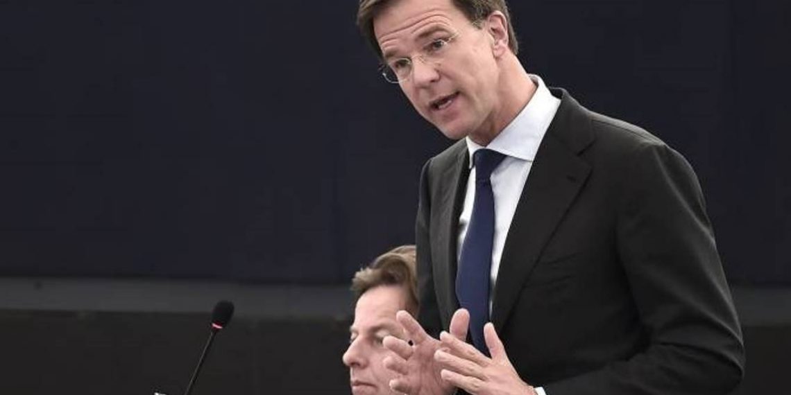 Поступающие сообщения беспокоят, много людей оказались в тупике: премьер Нидерландов о ситуации в Лачинском коридоре