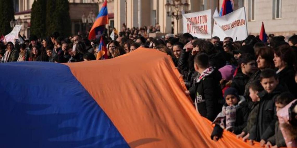 Ряд ведущих мировых СМИ отреагировали на митинг в Степанакерте