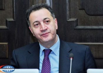 Карен ЧШМАРИТЯН:  : «В противоборстве сошлись два идеологических подхода по управлению человечеством»