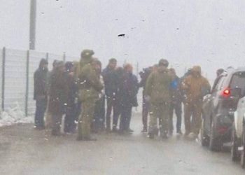 Группа агрессивно настроенных азербайджанцев перекрыла трассу Армения-Арцах — НОВОСТЬ ДОПОЛНЯЕТСЯ