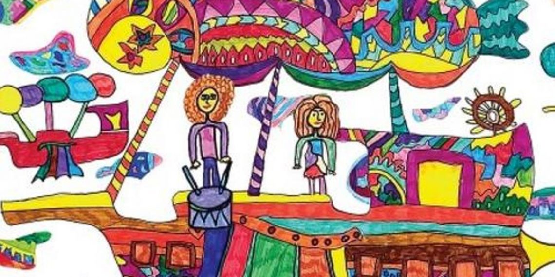 Продюсер и автор песен Зара Петросян выпустила сборник детских и юношеских песен «Игра и танец»