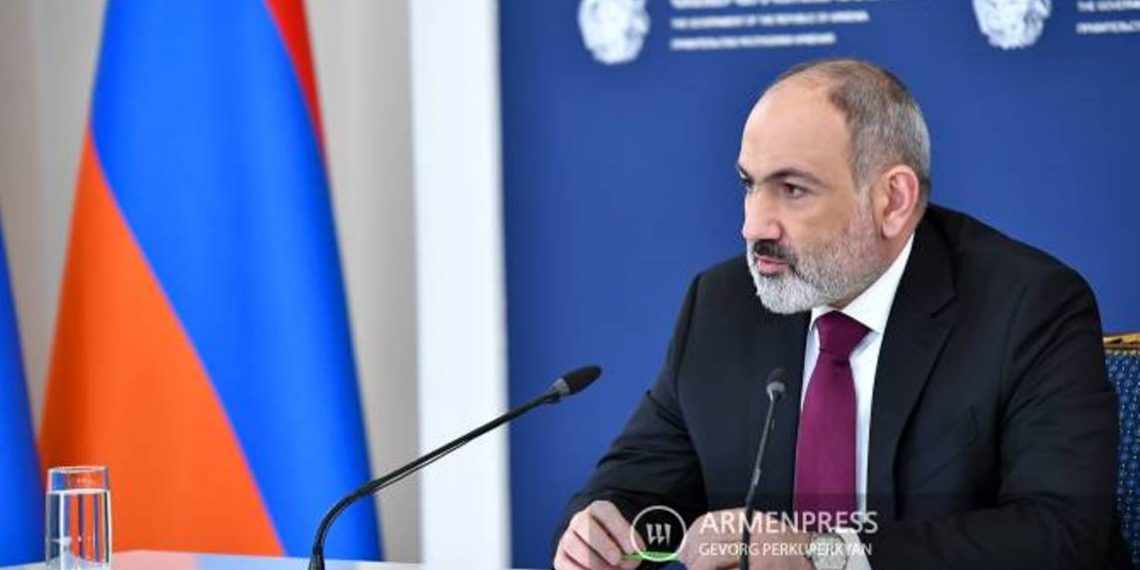 Нет вопросов, по которым у властей Армении и Арцаха разные позиции: Пашинян