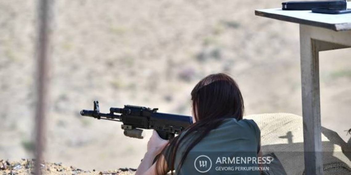 Проект призыва женщин на добровольную военную службу находится на стадии обсуждения: замминистра обороны Армении
