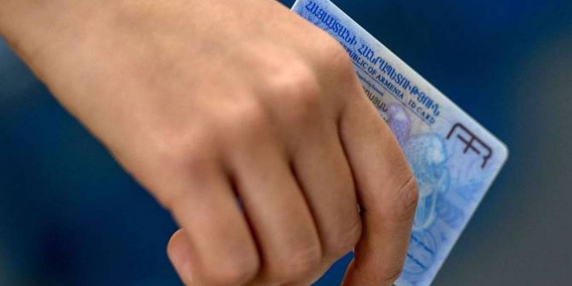 Граждане Армении и Грузии смогут пересекать границу по идентификационным картам