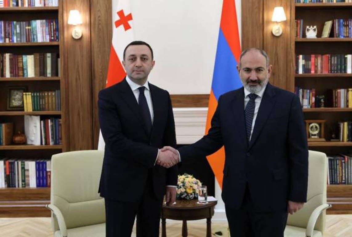 Никол Пашинян провел приватную беседу с премьер-министром Грузии
