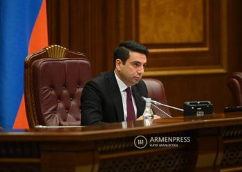 Спикер НС Армении не исключает возможности онлайн-обсуждения сложившейся ситуации с депутатами НС Арцаха