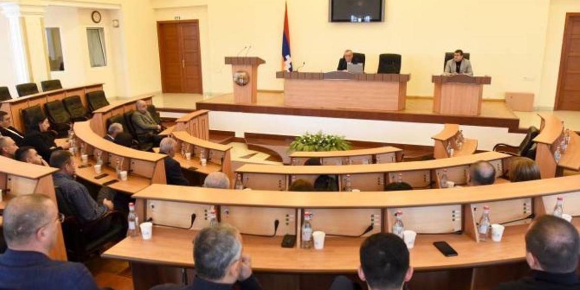 В Арцахе нет внутриполитического кризиса: президент Республики Арцах Араик Арутюнян