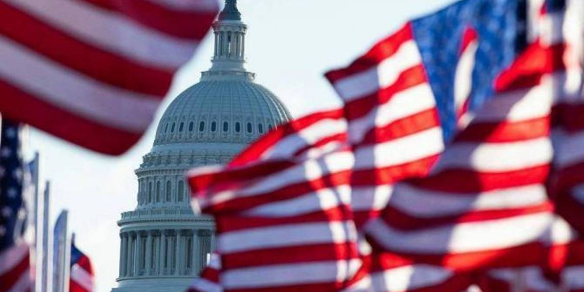 Конгрессмены США призвали Байдена рассмотреть возможность доставки гуманитарной помощи в Арцах воздушным путем