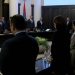 Члены правительства минутой молчания почтили память 15 военнослужащих, погибших в результате пожара