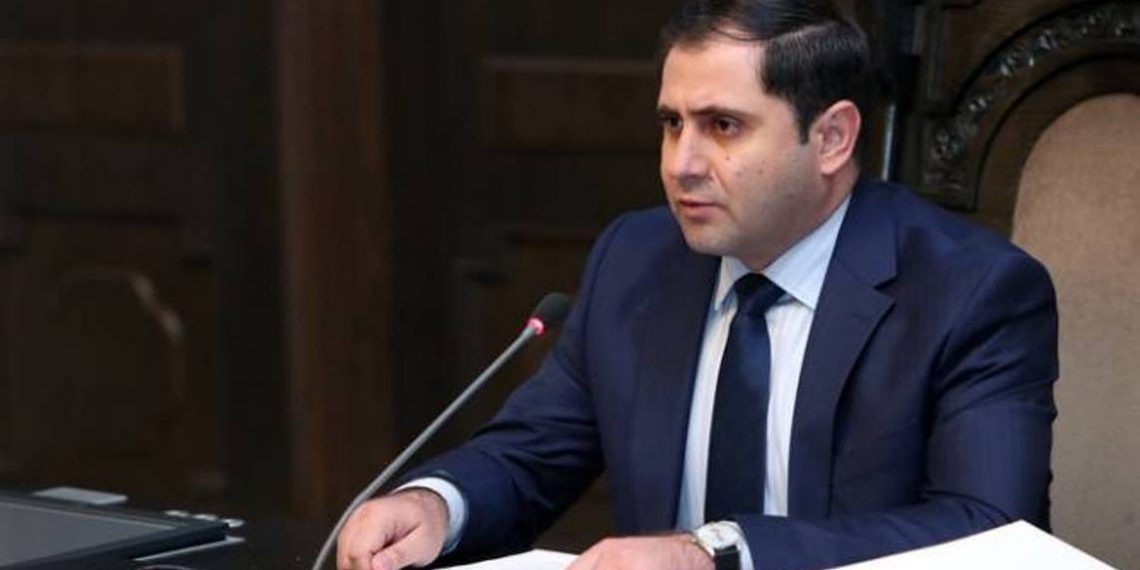 Сурен Папикян сообщил об обстоятельствах возгорания в казарме воинской части